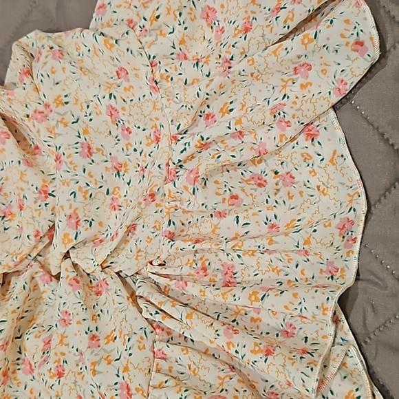 Shein Dress - Picture 14 of 16